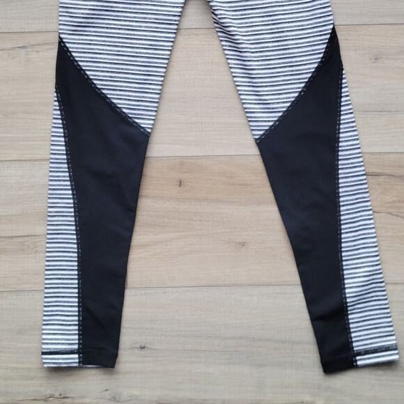 Mono B High Waist Striped Monochrome Colorblock Leggings Activewear Women Sz S - Picture 9 of 11